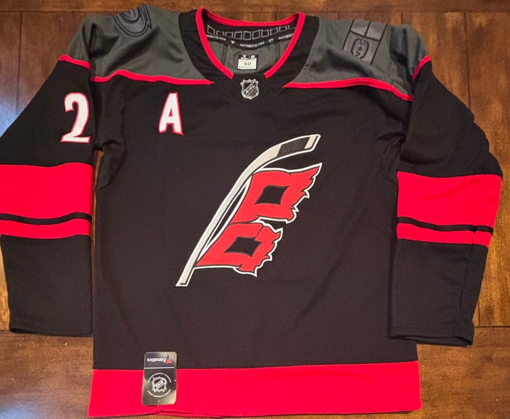 Carolina Hurricanes Sebastian Aho Black Jersey #20 Adult Medium (50) NWT
