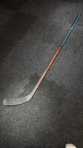 Intermediate Warrior Covert QR1 Right Handed Hockey Stick Mid Pattern 85 Flex Pro Stock (Used)