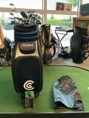 Cleveland Staff Bag 6-Way Dividers W/ Cover