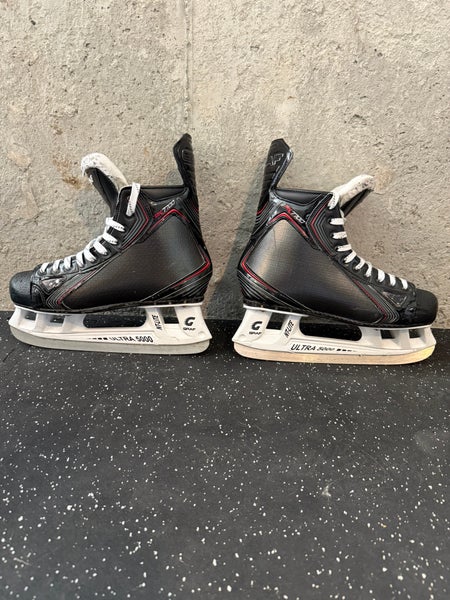 Graf PeakSpeed PK7700 Carbon Hockey Skates Regular Width size 8.5 (Used)