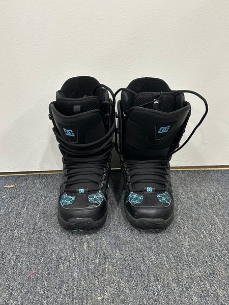 Women’s Size 7 DC Phase 09 Snowboard Boots