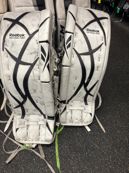 32" Reebok Revoke Pro Goalie Leg Pads (Used)