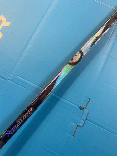 Single-Bauer Proto2 RH P28 77 Flex Hockey Stick (New)