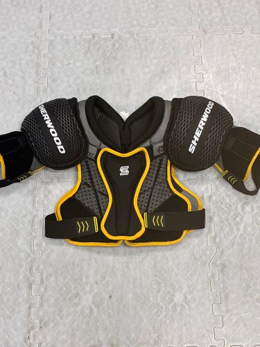 Small Senior Sher-Wood Rekker RE4 Shoulder Pads (Used)