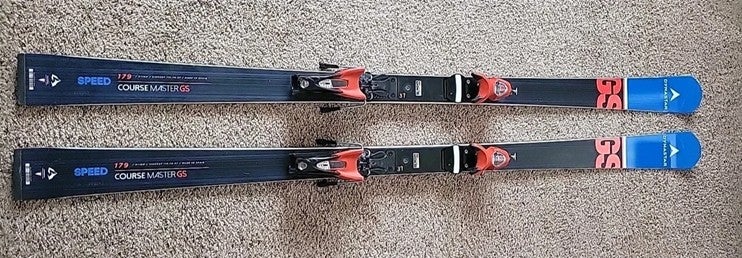 2023 Dynastar Speed Course GS Master skis w Look SPX 15 bindings