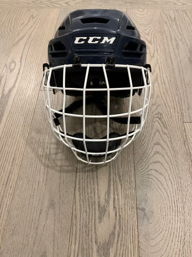 Medium CCM Resistance Helmet - Navy Blue