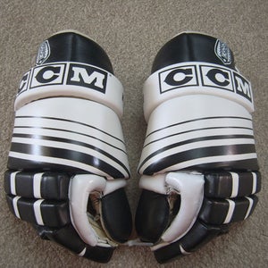 New Old Stock Vintage CCM M-HG30 Senior Hockey Gloves 15" Bruins Flyers