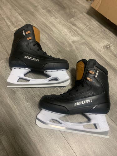Bauer Colorado Hockey Skates Regular Width Size 5 (New)