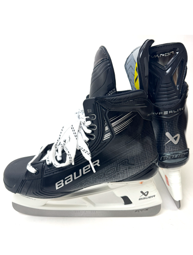 Bauer Vapor Hyperlite 2 Skates Size 8 Fit 2 w/FLY-TI Blades