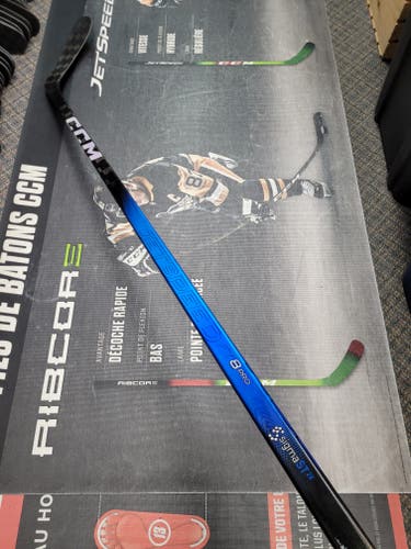P29 | 95 Flex NEW! Senior CCM JetSpeed FT8 Pro Right Handed Hockey Stick P29 95 Flex Pro Stock (New)