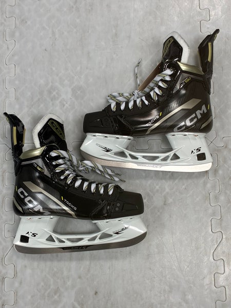 Senior CCM AS-580 Hockey Skates 7.5 (New)