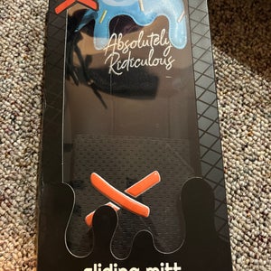 Black Senior Sliding Mitt (Used)