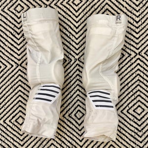 Maverik Shift Sleeved Pads (used) (large)