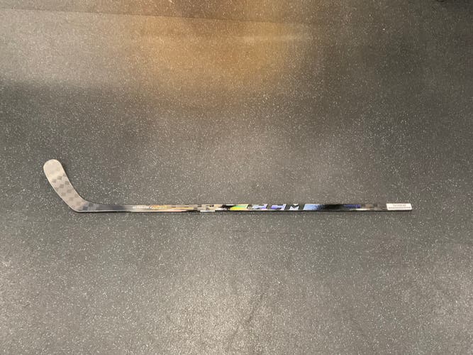 Senior CCM Ribcor Trigger 10 Pro Right Handed Hockey Stick P29 75 Flex Pro Stock (New)
