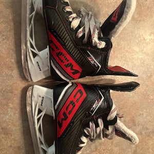 CCM JetSpeed FT6 Pro Hockey Skates Regular Width 13.5 (Used)