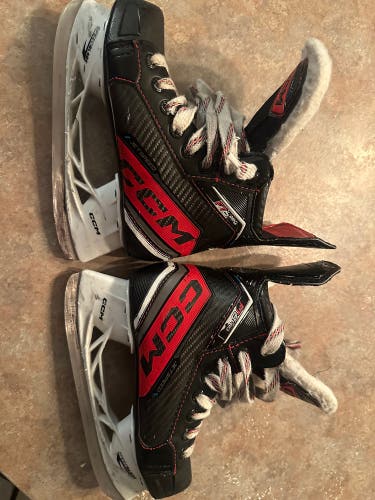 CCM JetSpeed FT6 Pro Hockey Skates Regular Width 13.5 (Used)