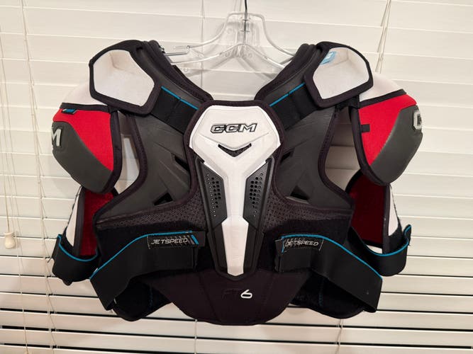 Men's Extra Large Senior CCM JetSpeed FT6 Shoulder Pads (Used)