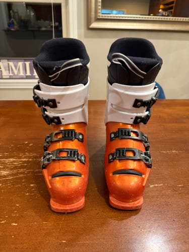 Mondo 28 & 28.5 Unisex Rossignol Radical Pro Racing Ski Boots (Used)