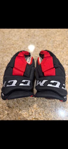 CCM Jetspeed gloves