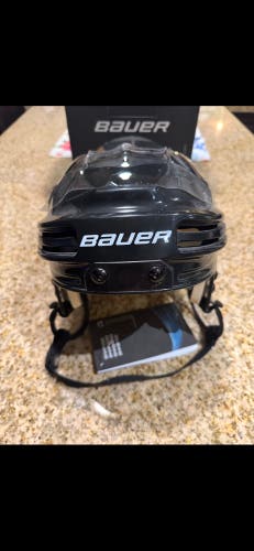 Bauer 4500 prostock helmet sz Sm NOS in box!