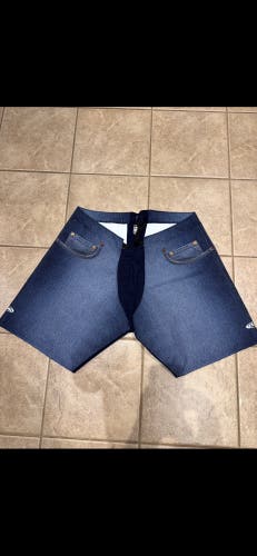 AK hockey shell “Jean shorts” new