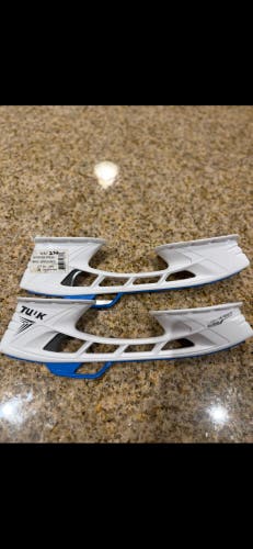 Tuuk lightspeed edge holders Sz  (272) new