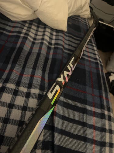 Senior Bauer Nexus Sync Right Handed Hockey Stick P28M 82 Flex Pro Stock (Used)