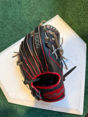 Wilson A1000 RH Infield Baseball Glove 11" (Used)