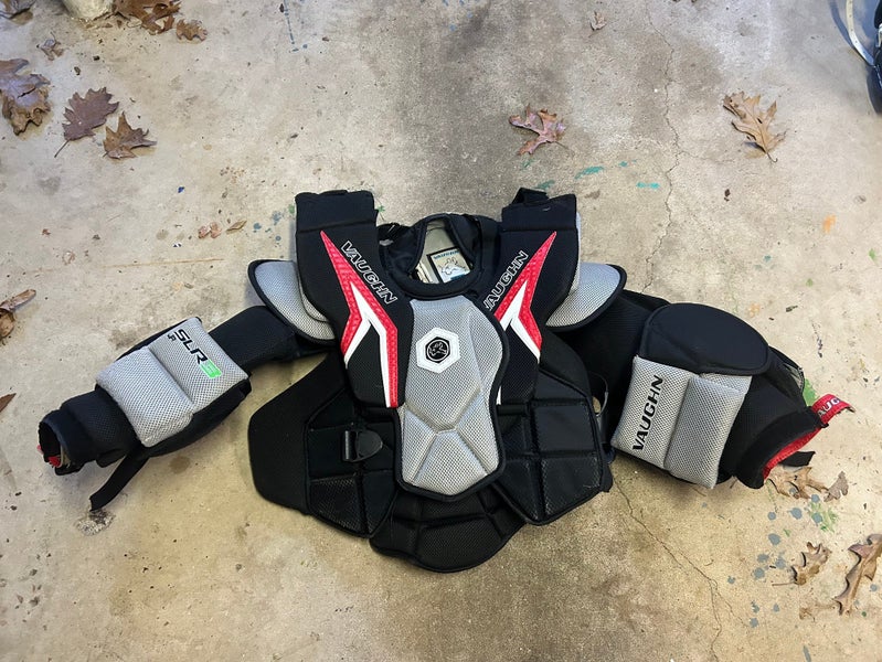 Medium Vaughn SLR3 Goalie Chest Protector (Used)