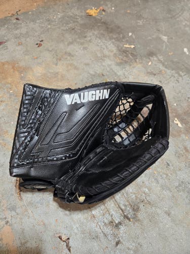 32"+ 2 2025 Vaughn VX1 Pro Carbon Regular Goalie Full Set (Used)