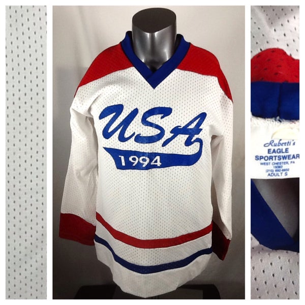 Share Vintage Team USA Hockey Jersey (Small) Men’s White Knit 1994 Made In USA
