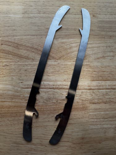 NHL Pro Stock Game Used Bauer LS2 306mm Skate Blades / Runners