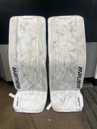 Senior Small Bauer Supreme M5 Pro Goalie Leg Pads (Used)
