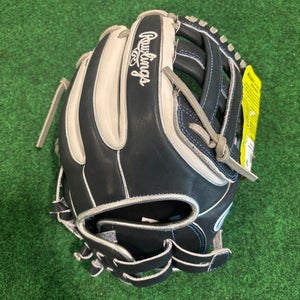 Black & White Rawlings Heart of The Hide (PROR715SB-6N) RH Infield Softball Glove 11.75" (New)