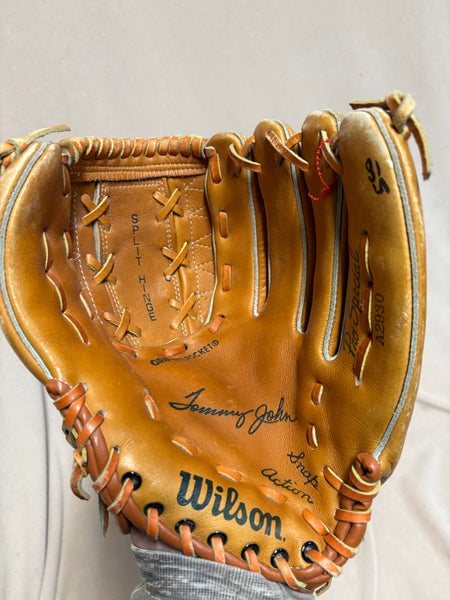 RH Wilson A2930 Baseball Glove (Used)