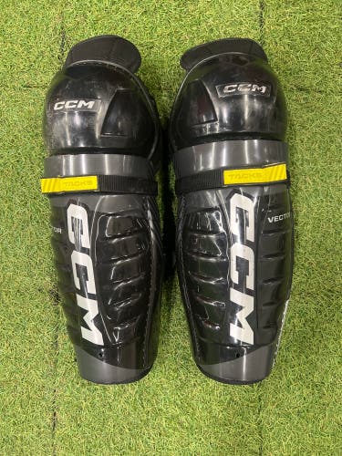 Junior CCM Vector Shin Pads 13" (Used)