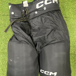 Senior Medium CCM Vector Hockey Pants (Used)