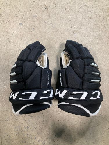 11" Junior CCM 4R Pro 2 Gloves