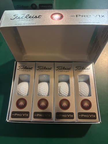 Titleist Pro V1x (Left Dash) Balls 12 Pack (1 Dozen) (New)