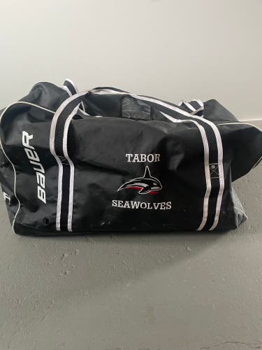 Tabor academy Bauer Premium Bag (Used)