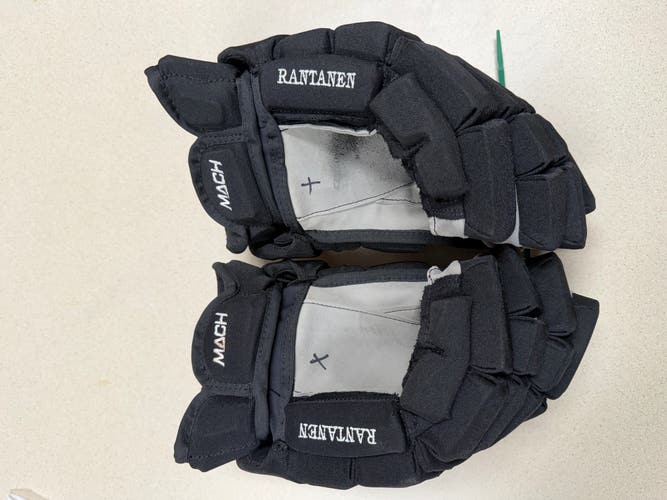 Mikko Rantanen NHL Bauer Gloves 15" Pro Stock (Used)