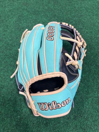 Teal & Black Wilson A2000 1716 Superskin RH Infield Baseball Glove 11.5" (New)