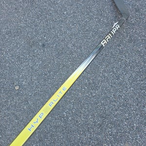 Senior Bauer Vapor Hyperlite 2 Hockey Stick Left Hand 82 Flex Pro Stock (Used)