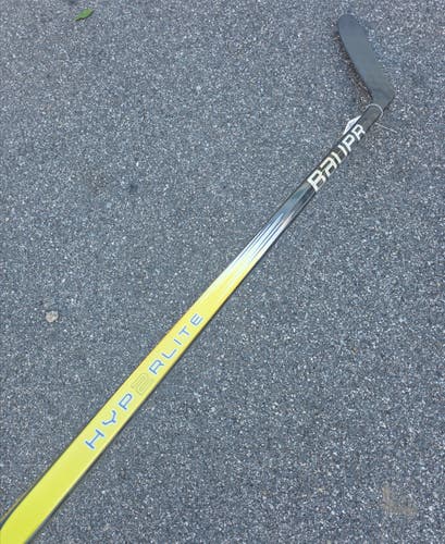 Senior Bauer Vapor Hyperlite 2 Hockey Stick Left Hand 82 Flex Pro Stock (Used)