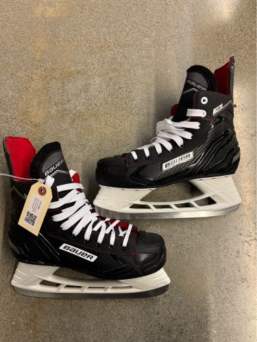 Senior Bauer NS Hockey Skates Regular Width 8 (Used)