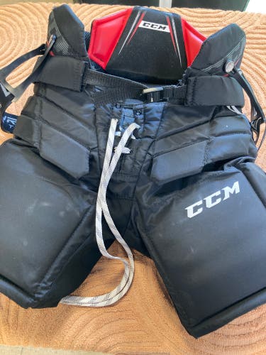 Black Junior Large CCM 1.5 Hockey Goalie Pants (Used)