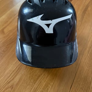 6 1/2 - 7 1/4 Mizuno MVP Batting Helmet Youth Batting Helmet (Used)