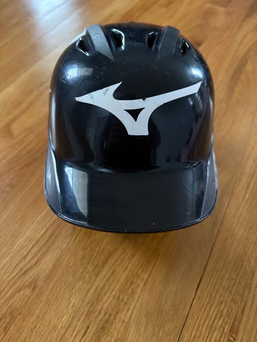 6 1/2 - 7 1/4 Mizuno MVP Batting Helmet Youth Batting Helmet (Used)