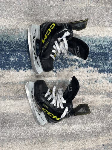 2024 CCM Tacks XF 80 Hockey Skates Regular Width 11 (Used)