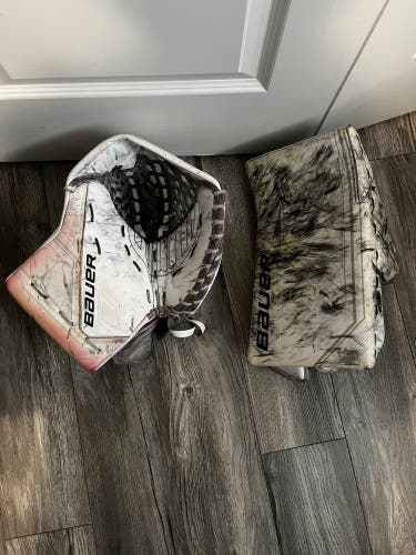 Bauer Mach senior goalie gloves